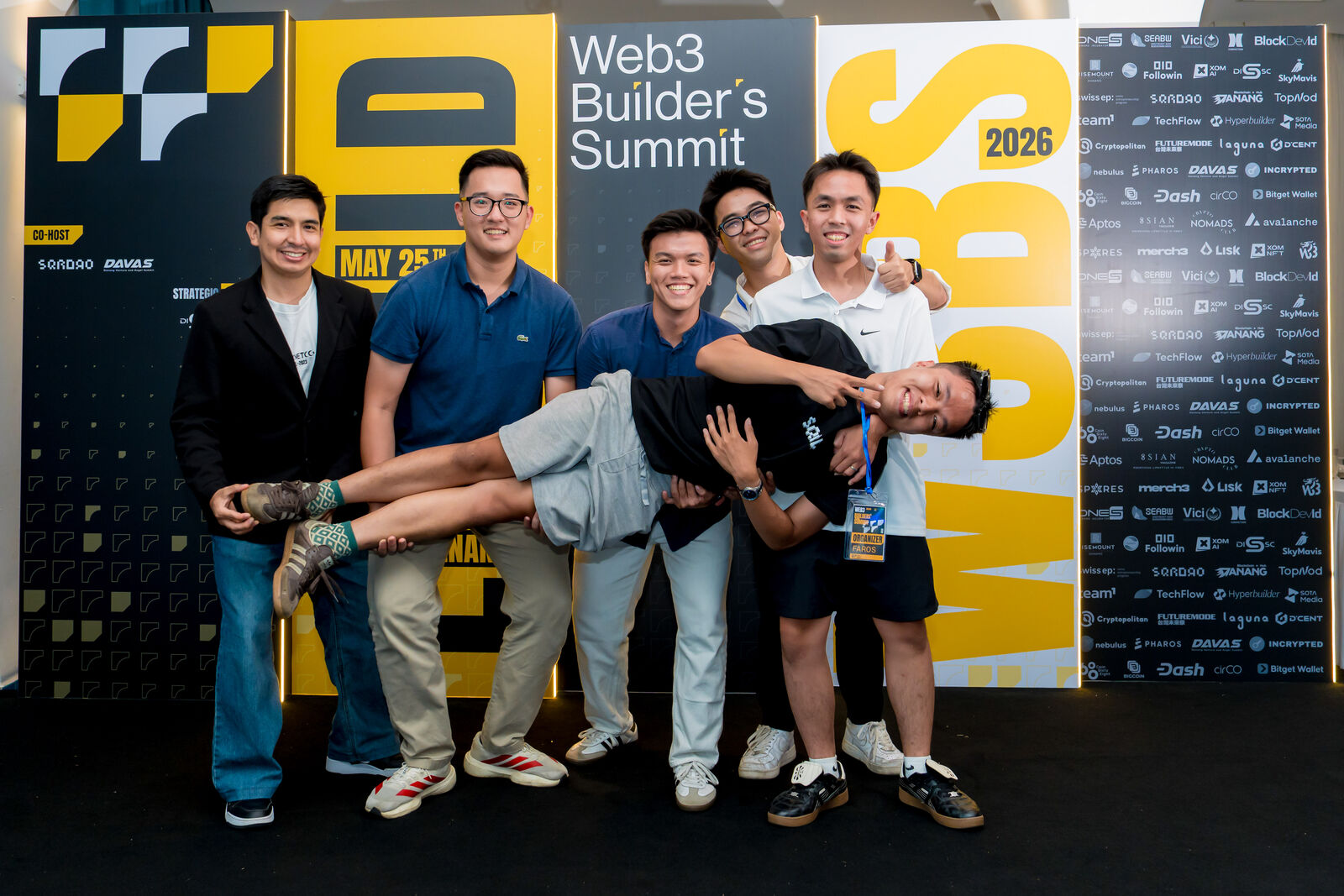Summit Photo 17
